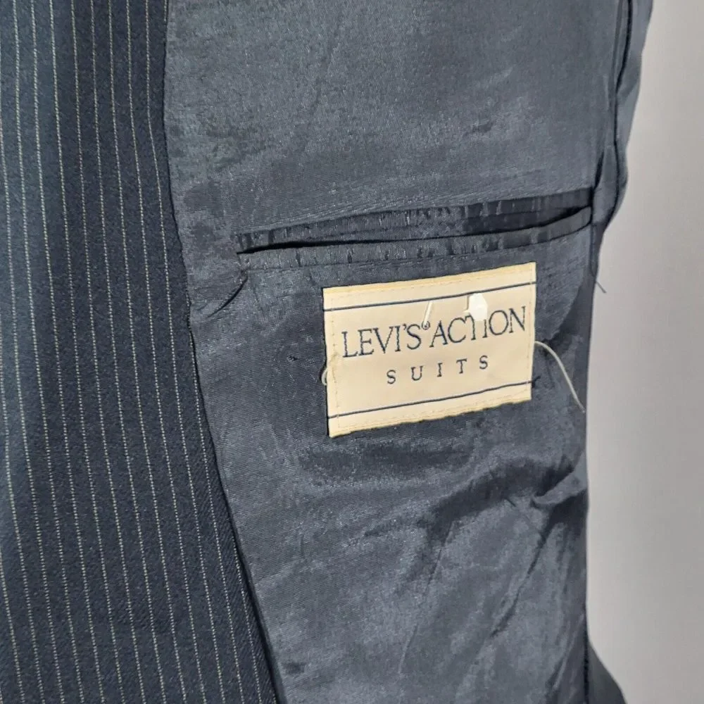 Levi's Men's Action Sport Coat Blazer Two Button Navy Striped Polyester Size 40R
